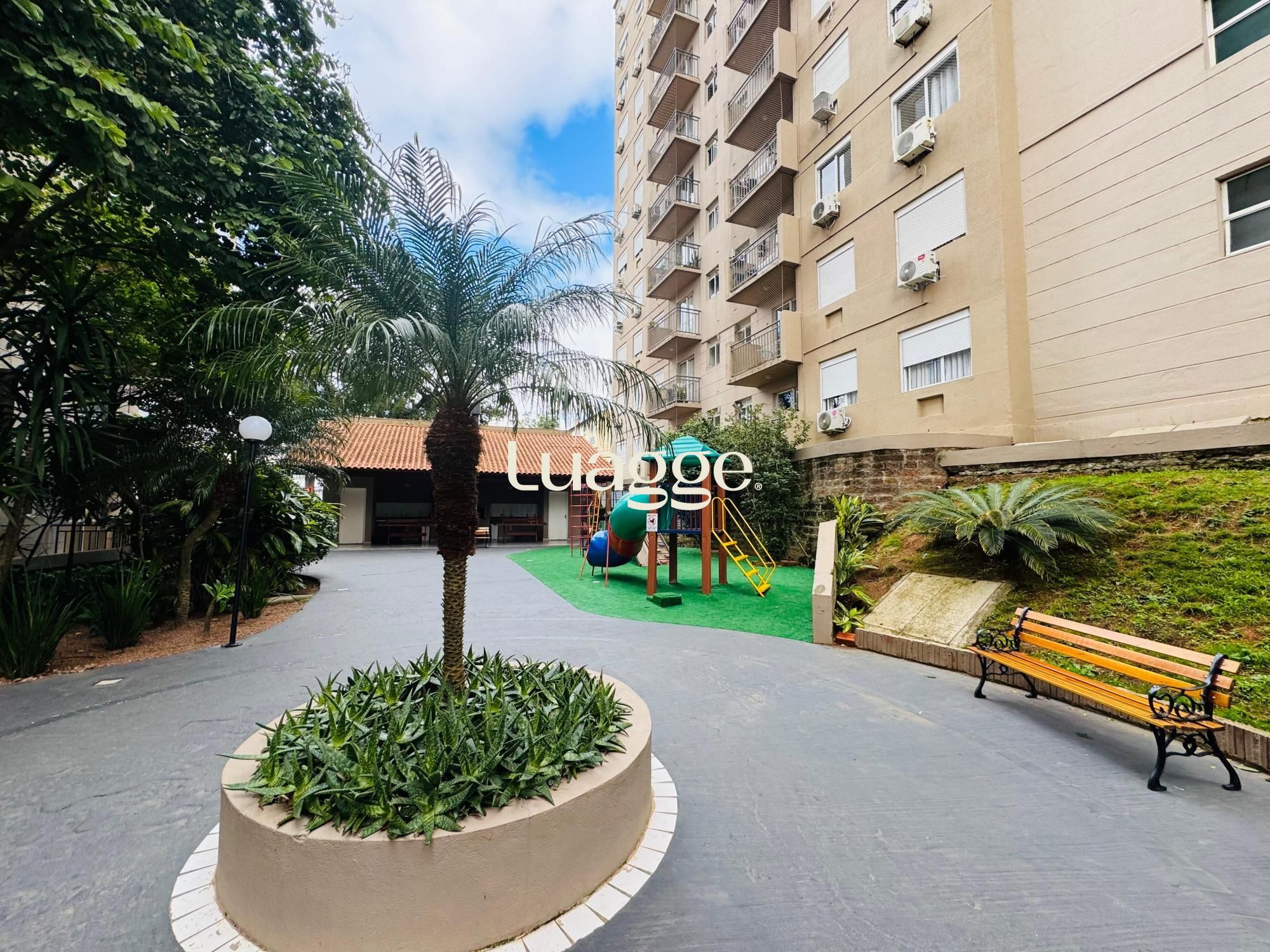 Apartamento à venda com 3 quartos, 67m² - Foto 2