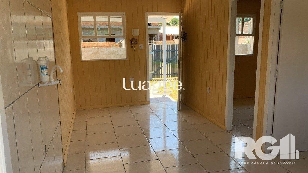 Casa à venda com 2 quartos, 32m² - Foto 9
