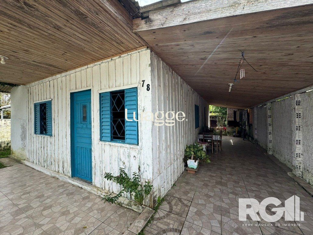 Casa à venda com 2 quartos, 42m² - Foto 1