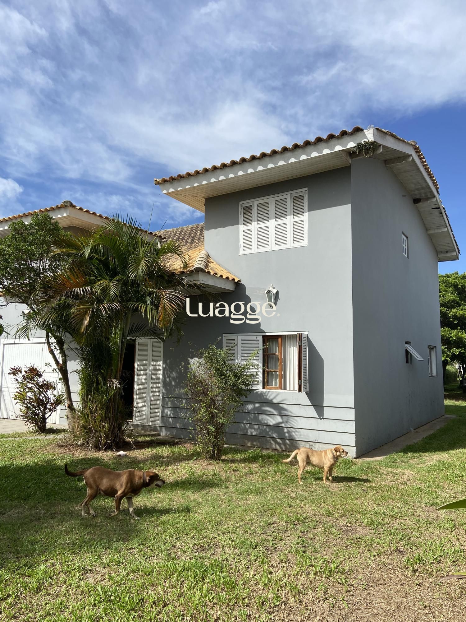 Casa à venda com 4 quartos, 2m² - Foto 1