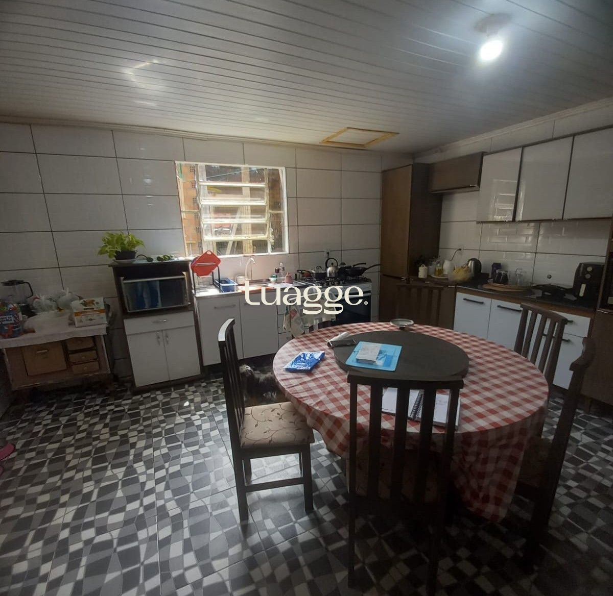 Casa à venda com 2 quartos, 2m² - Foto 4