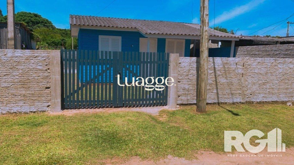 Casa à venda com 2 quartos, 32m² - Foto 2