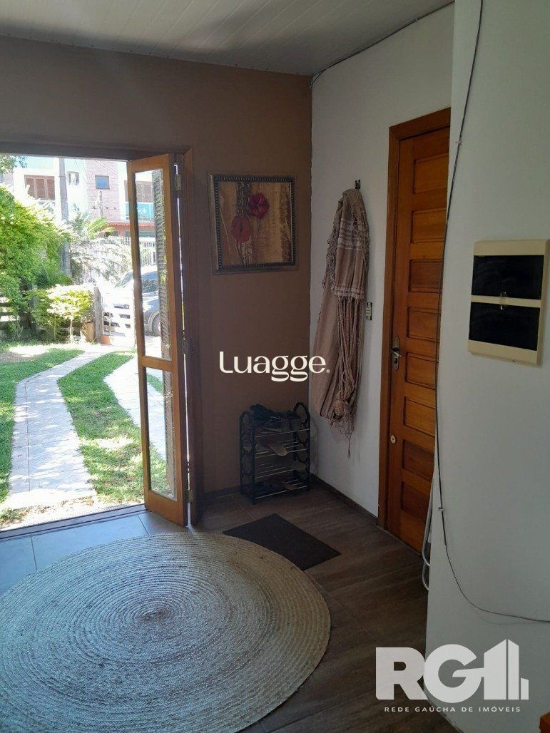Casa à venda com 3 quartos, 65m² - Foto 9