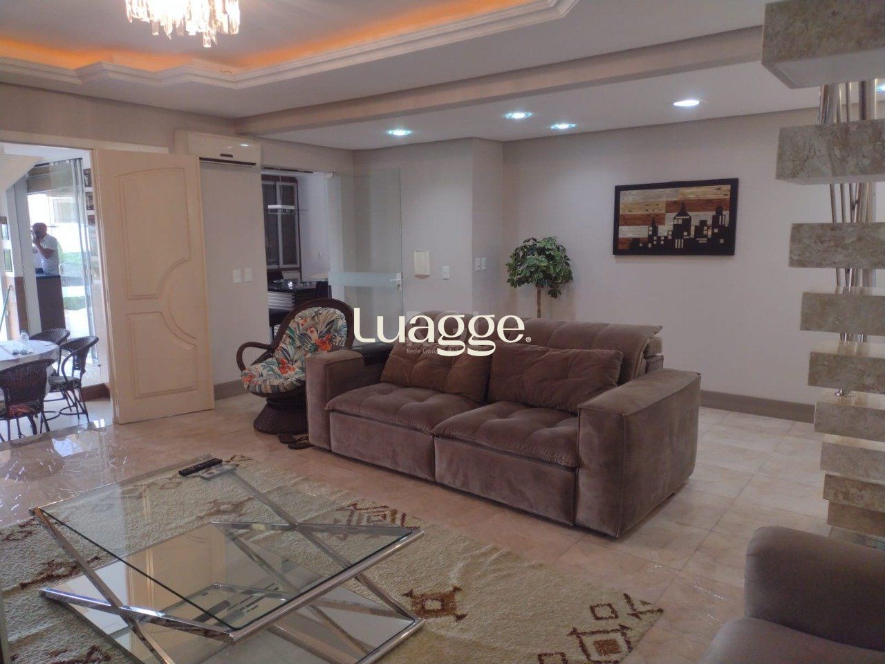 Sobrado à venda com 4 quartos, 352m² - Foto 3