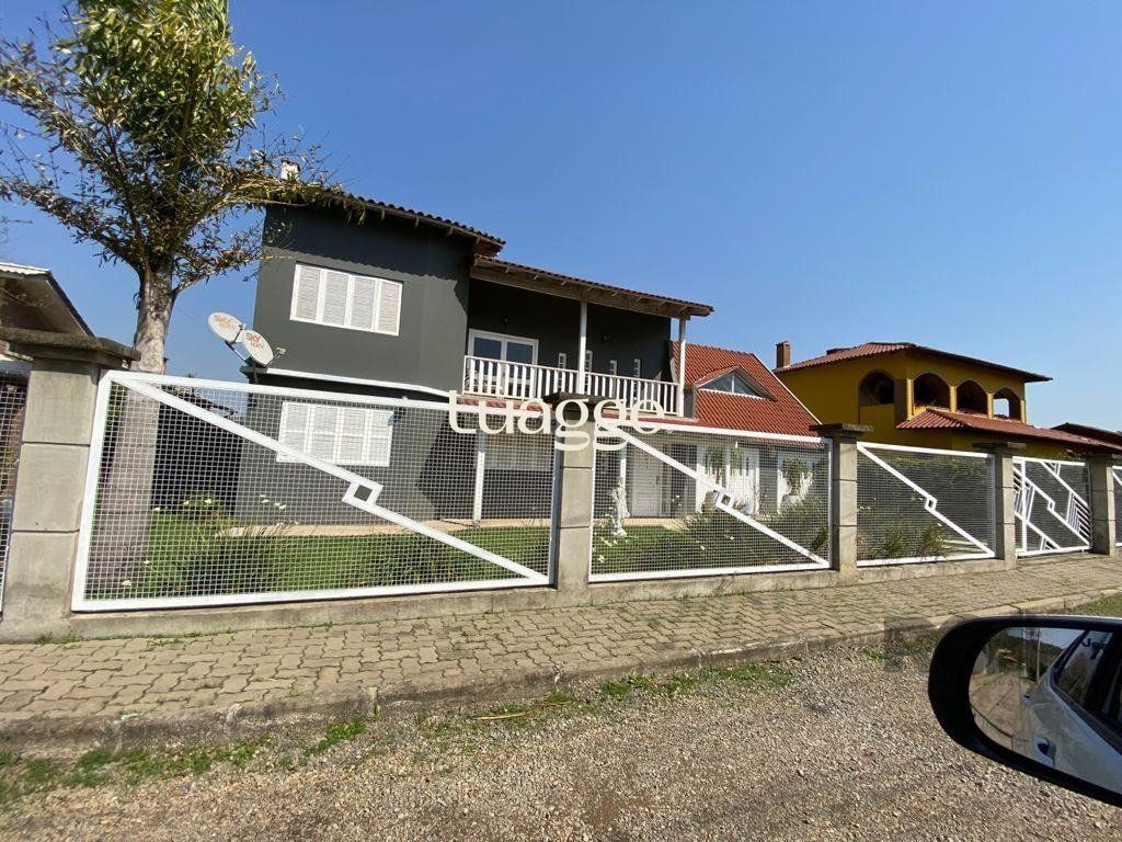 Casa de Condomínio à venda com 4 quartos, 402m² - Foto 1