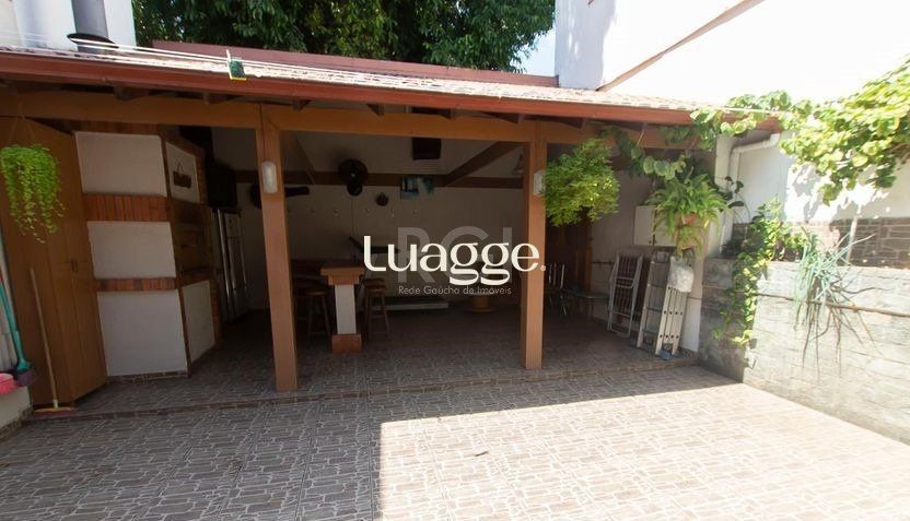 Casa à venda com 3 quartos, 240m² - Foto 21