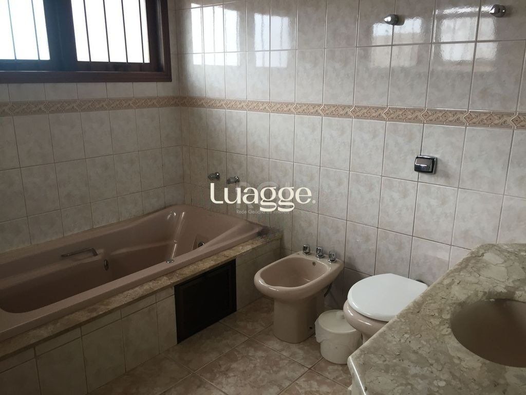 Casa à venda com 3 quartos, 271m² - Foto 17