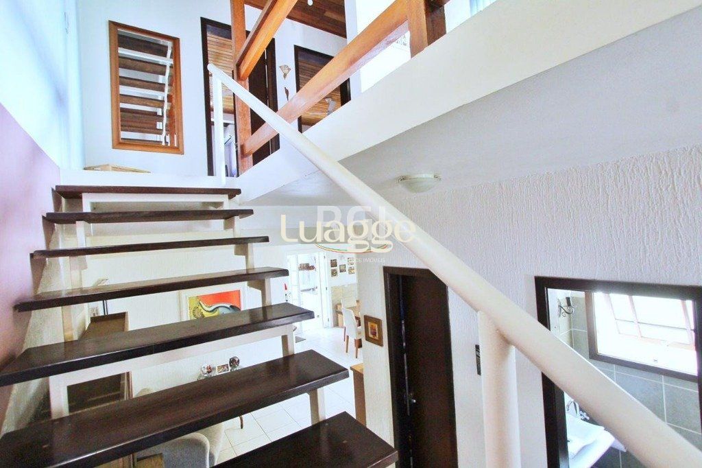 Casa à venda com 5 quartos, 262m² - Foto 15