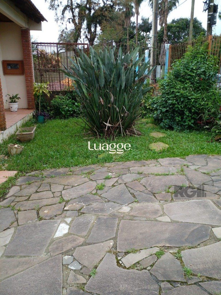 Casa à venda com 4 quartos, 148m² - Foto 2