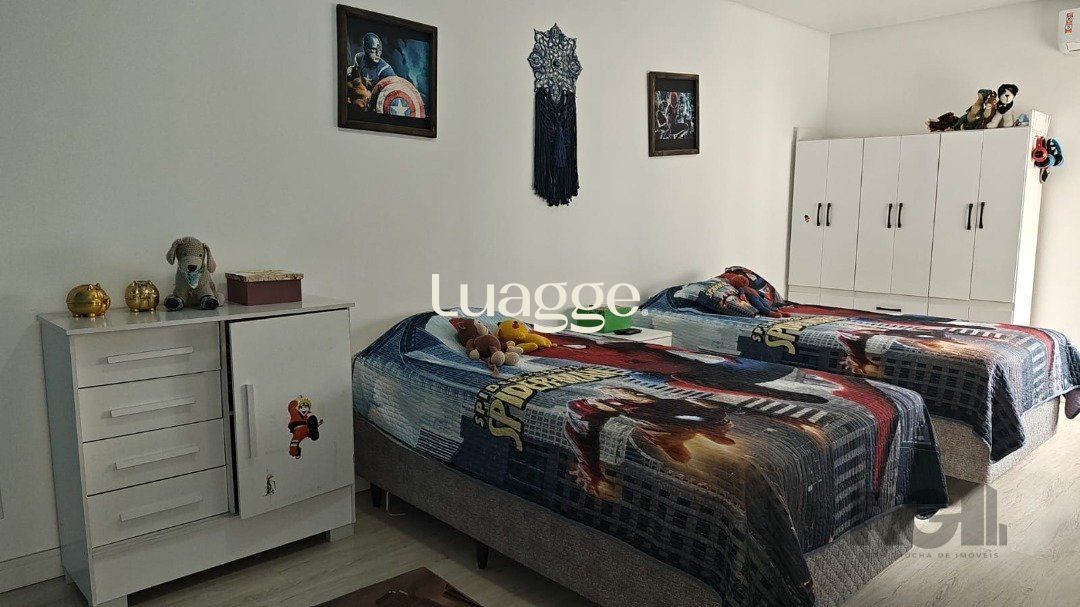 Casa à venda com 6 quartos, 322m² - Foto 33