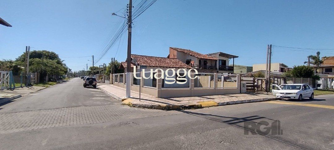Casa à venda com 2 quartos, 66m² - Foto 4