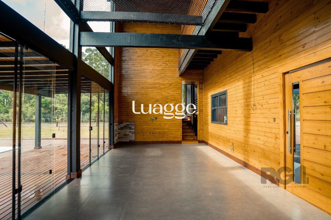 Casa de Condomínio à venda com 3 quartos, 197m² - Foto 2
