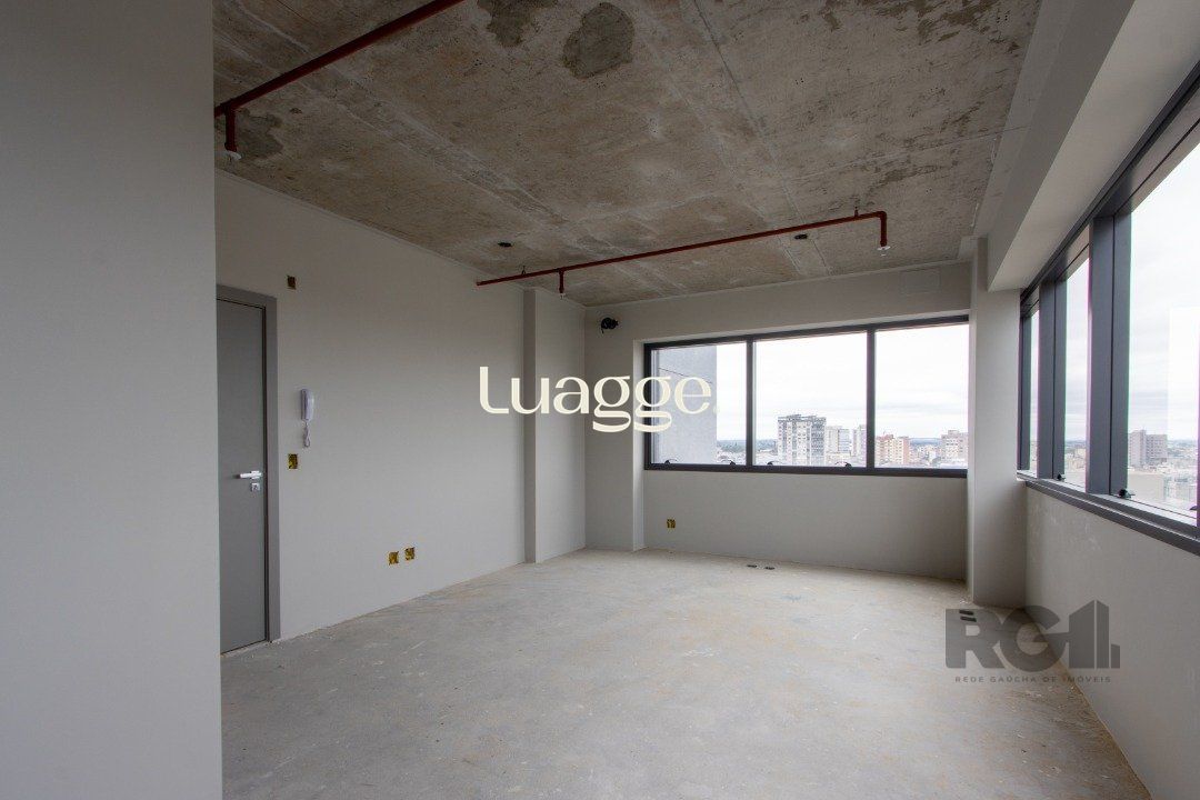 Sala Comercial no Cristóvão 1800, para alugar, 31 m², Floresta - Porto Alegre — foto 2