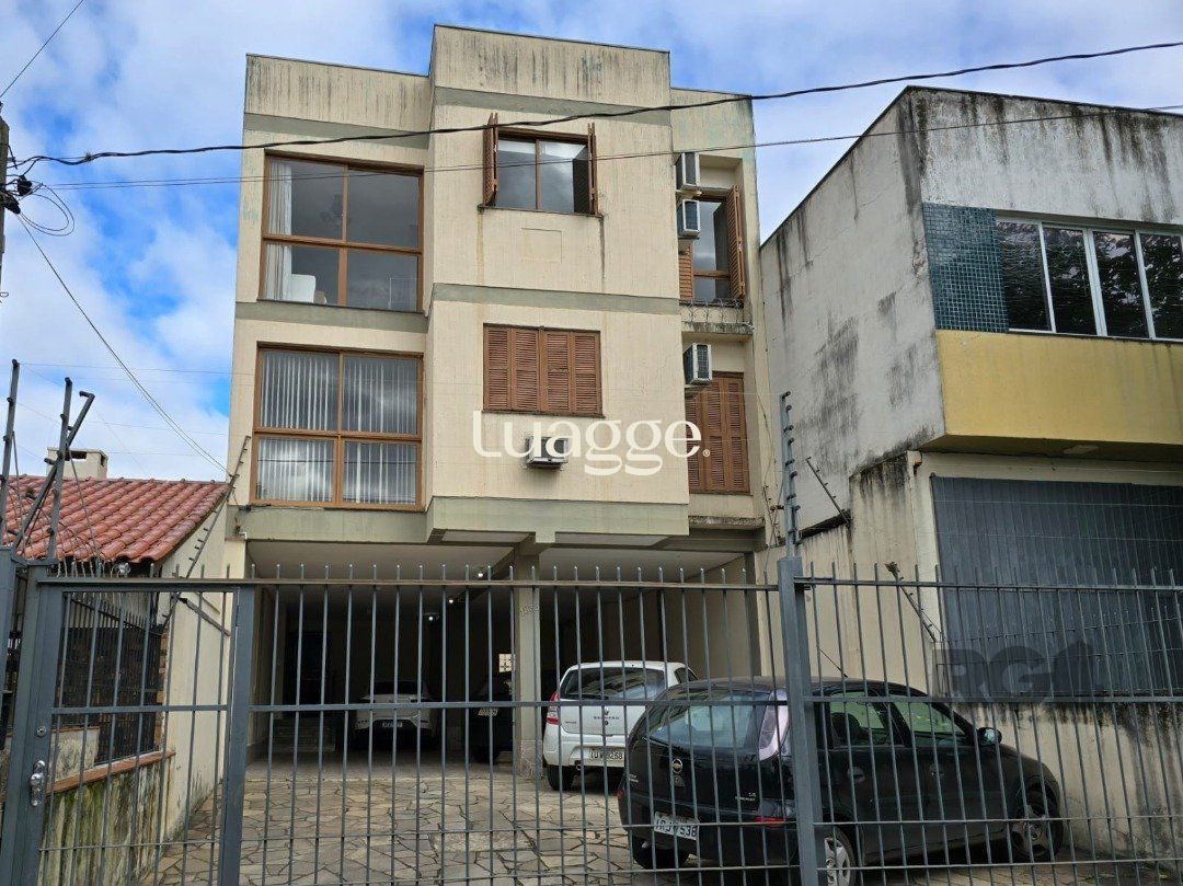 Apartamento à venda com 3 quartos, 88m² - Foto 2