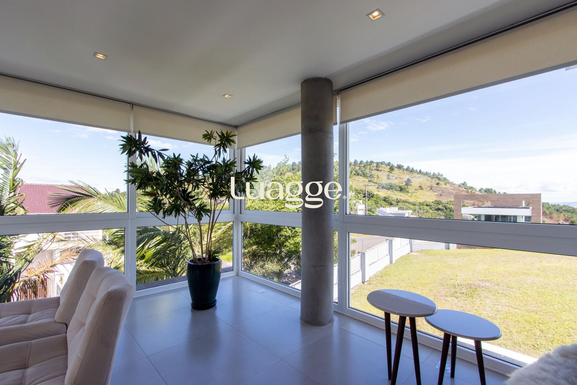 Casa de Condomínio à venda com 4 quartos, 480m² - Foto 4