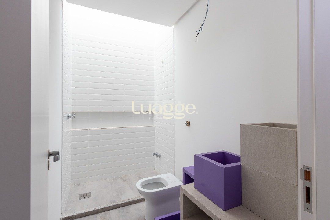 Casa de Condomínio à venda com 4 quartos, 404m² - Foto 35