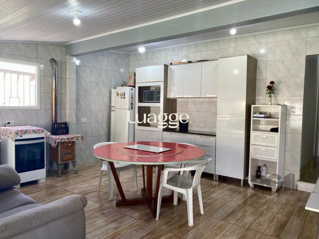 Casa à venda com 5 quartos, 140m² - Foto 16