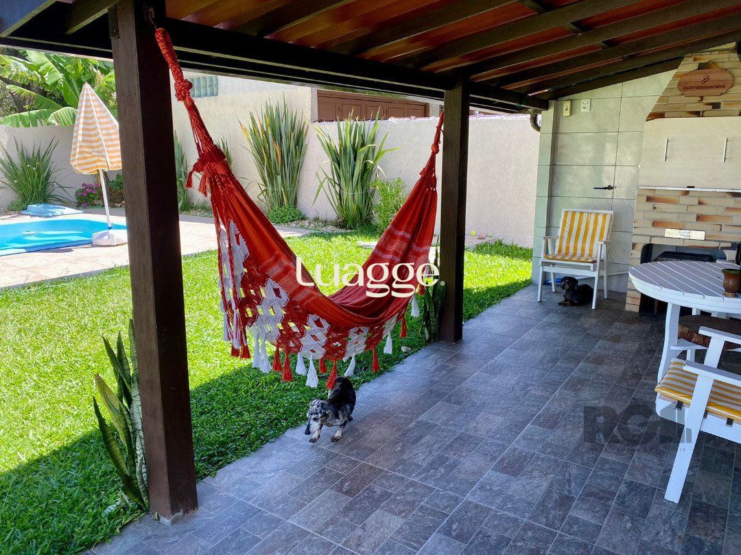 Casa à venda com 5 quartos, 140m² - Foto 5