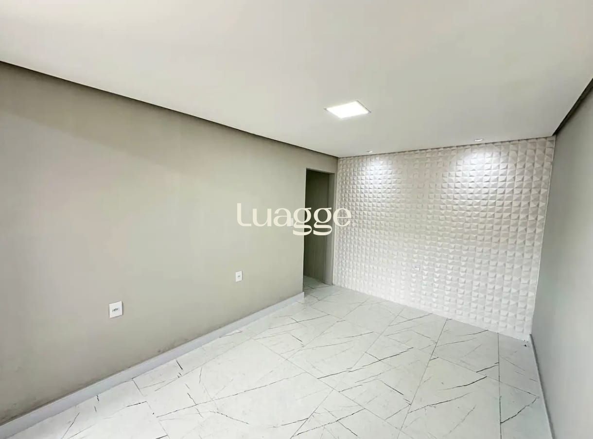 Casa à venda com 3 quartos, 96m² - Foto 7