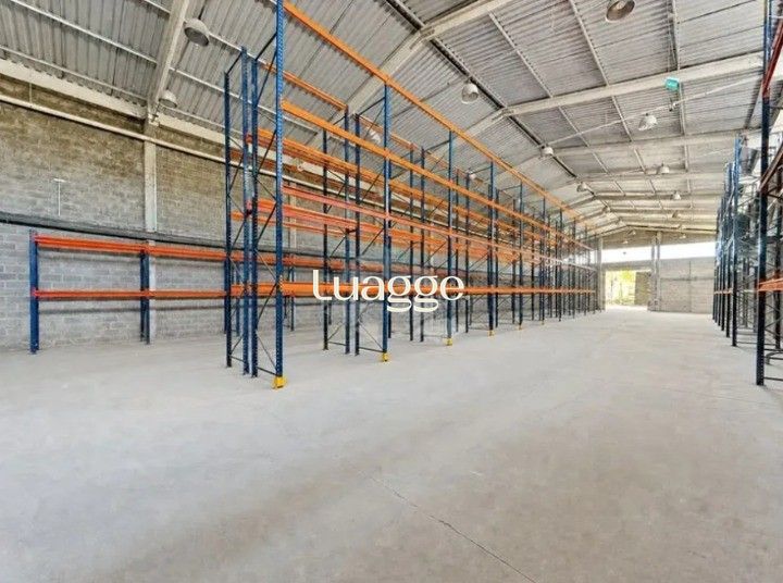 Pavilhão, para alugar, 750 m², Restinga - Porto Alegre — foto 2
