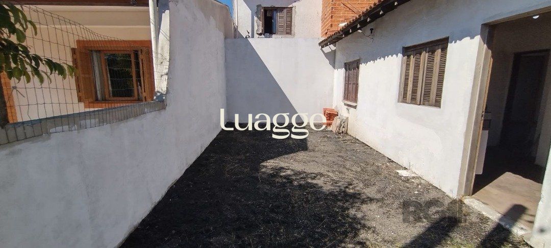 Casa à venda com 2 quartos, 66m² - Foto 28
