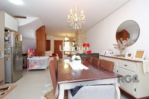 Casa à venda com 3 quartos, 138m² - Foto 4