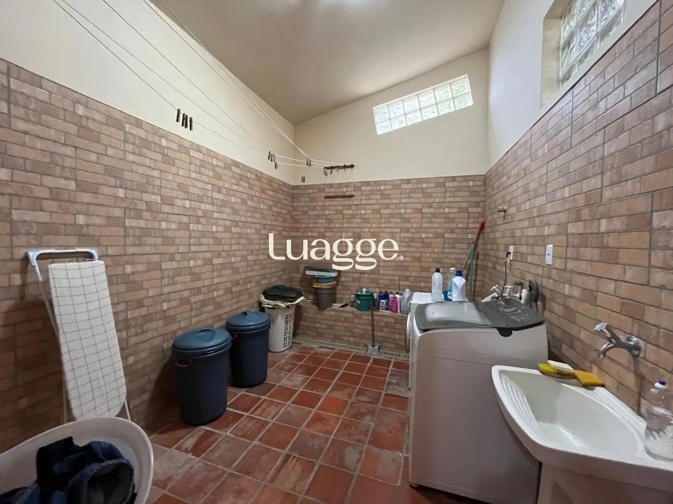 Casa à venda com 4 quartos, 319m² - Foto 33