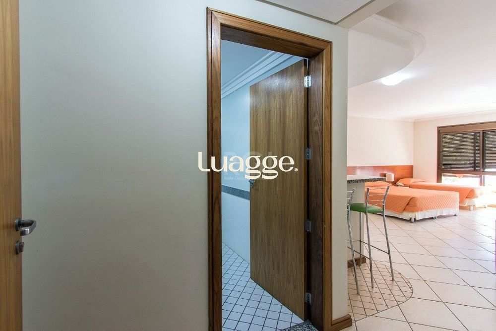 Flat, 1 quarto, para alugar, 70 m², Santana - Porto Alegre — foto 2
