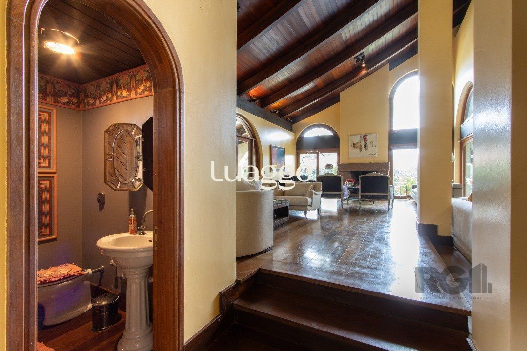 Casa para alugar com 4 quartos, 647m² - Foto 10