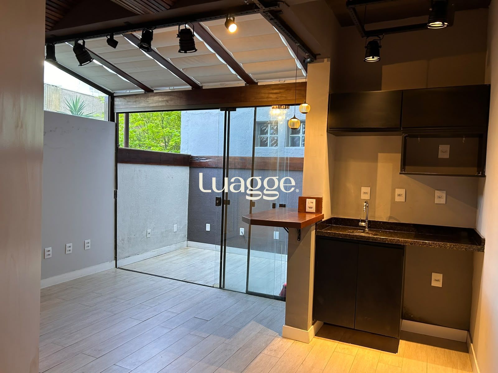 Sala Comercial, 1 sala, à venda, 36 m², Moinhos de Vento - Porto Alegre — foto 2