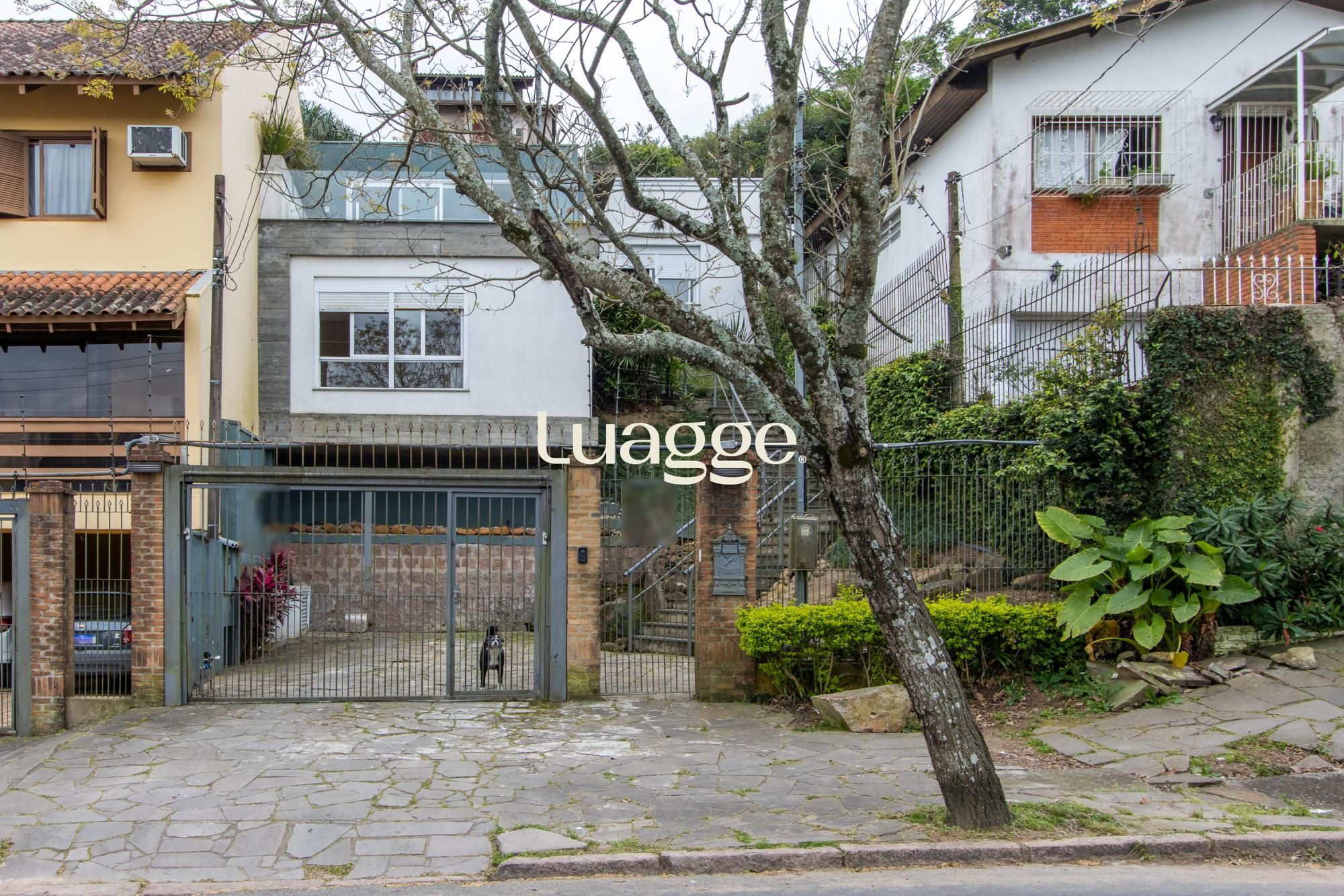 Casa em condomínio 3dorm., 1 suíte, closet -  bairro Teresópolis