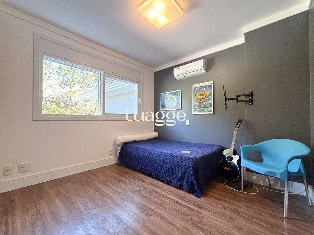 Casa de Condomínio à venda com 3 quartos, 232m² - Foto 19