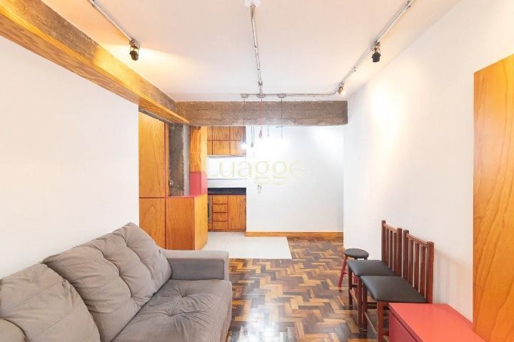 Apartamento mobiliado para alugar na Cidade Baixa