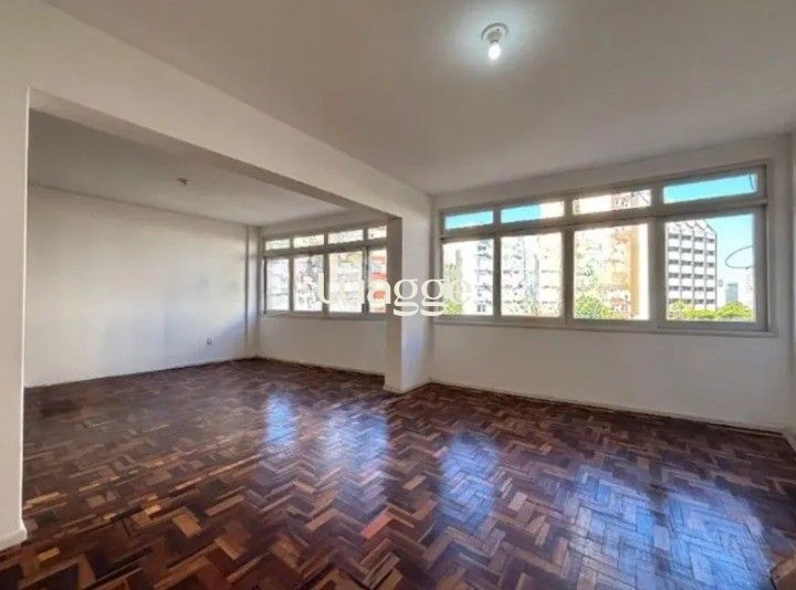 Apartamento para alugar com 3 quartos, 135m² - Foto 5