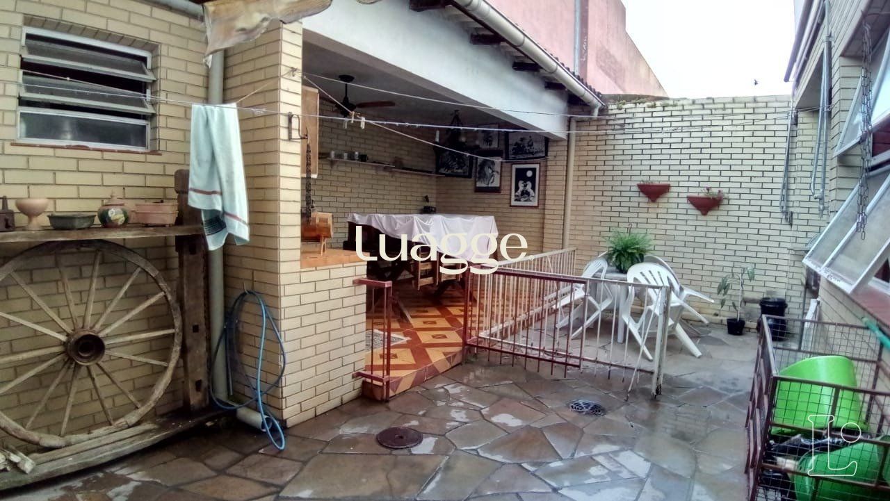 Casa para alugar com 3 quartos, 244m² - Foto 8