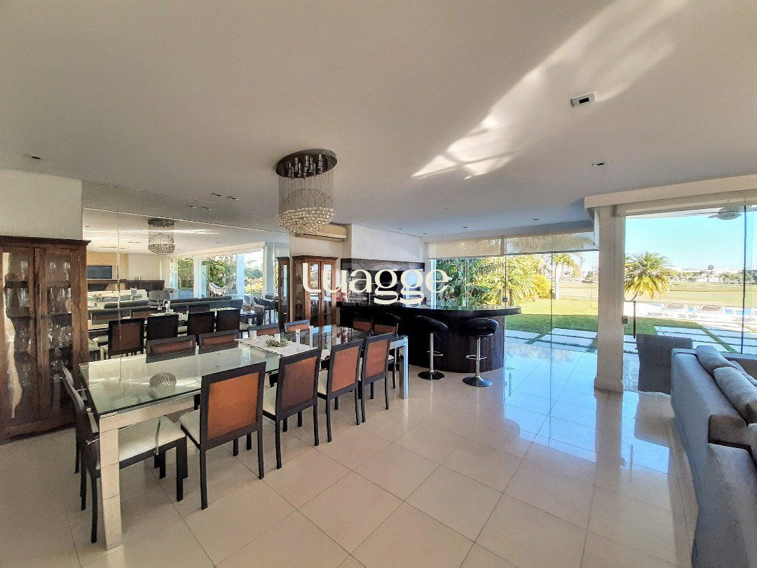 Casa de Condomínio à venda com 4 quartos, 472m² - Foto 10