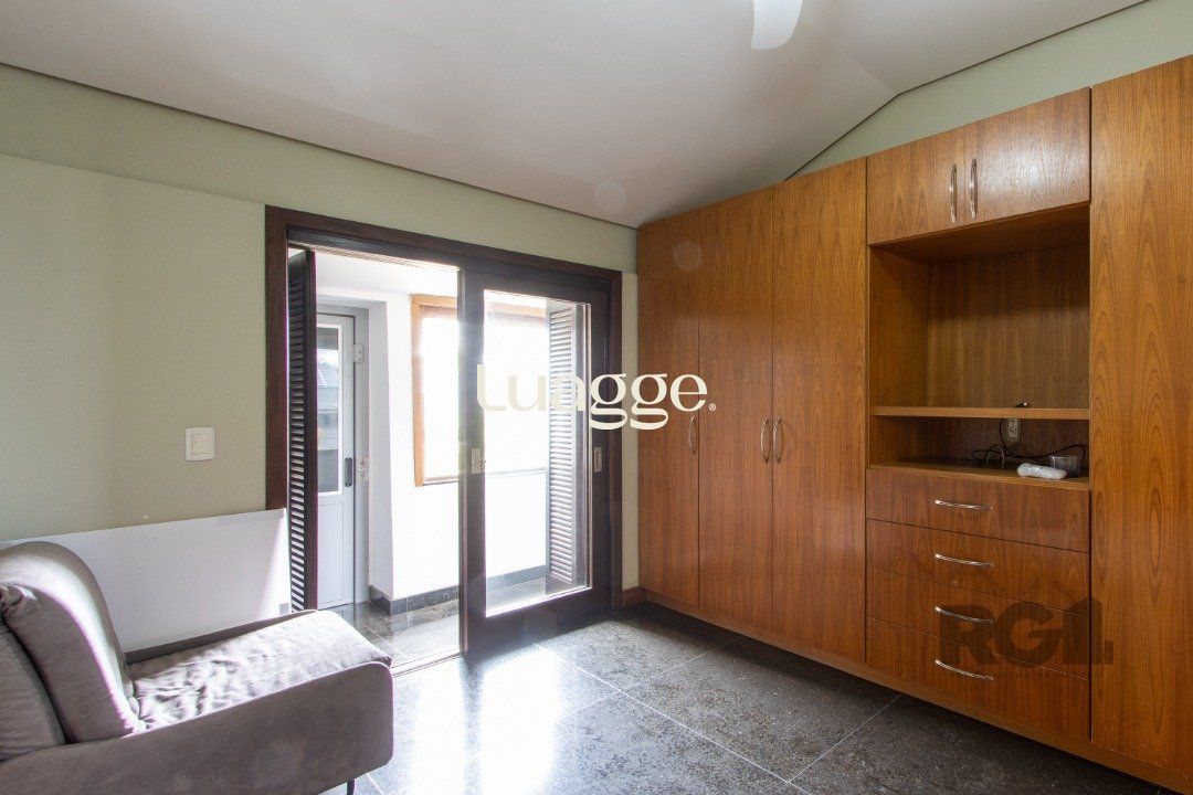 Casa para alugar com 4 quartos, 359m² - Foto 66