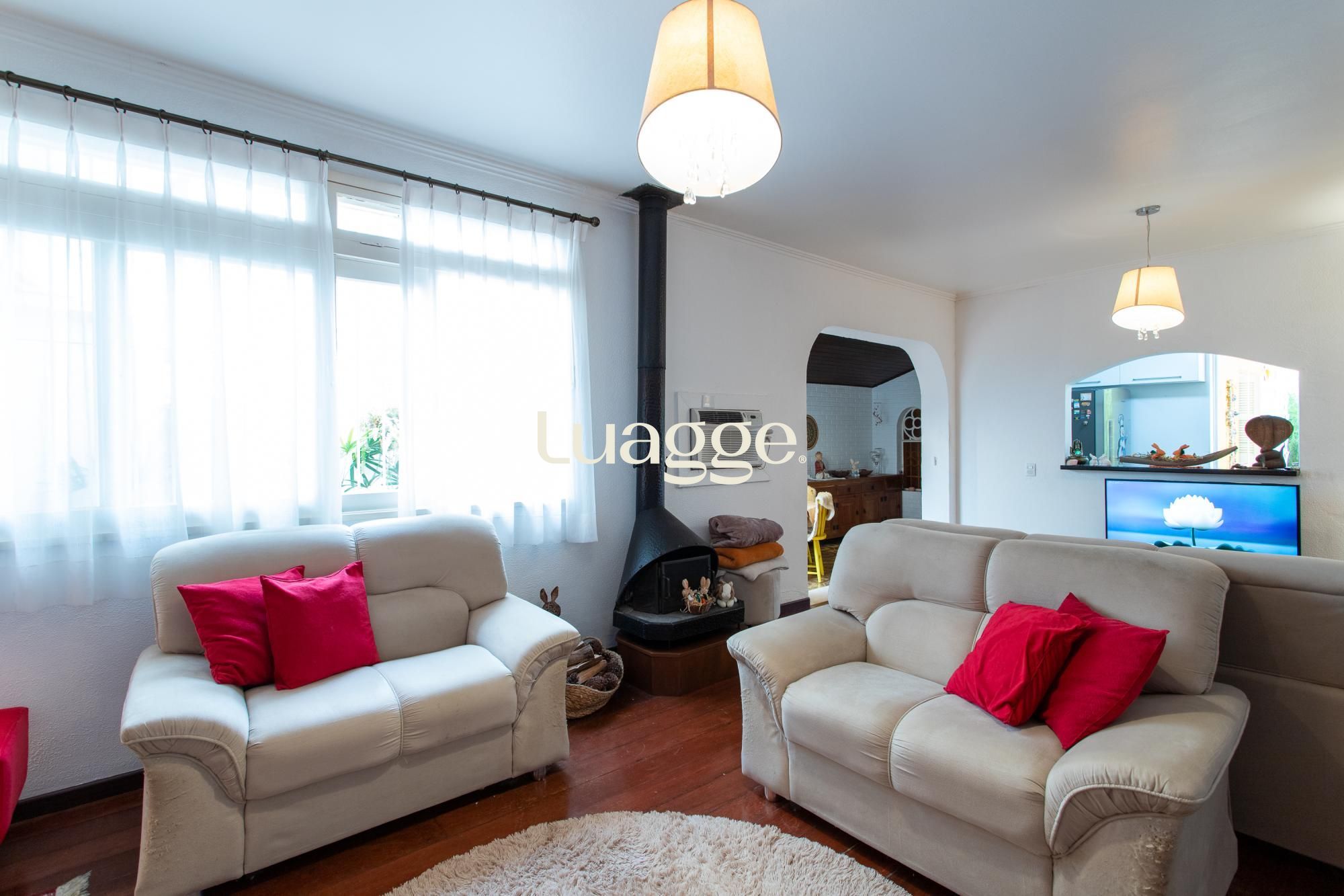 Casa à venda com 5 quartos, 184m² - Foto 8