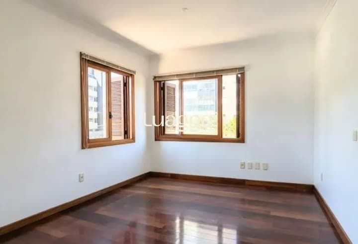 Apartamento no Edifício Principe Windsor, 4 quartos, para alugar, 184 m², Menino Deus - Porto Alegre — foto 5