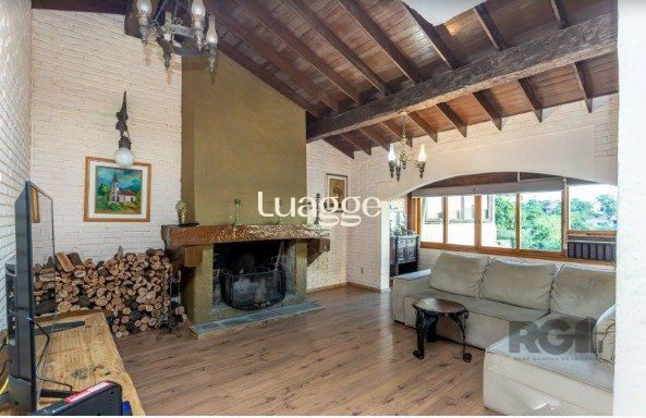 Casa à venda com 4 quartos, 218m² - Foto 8