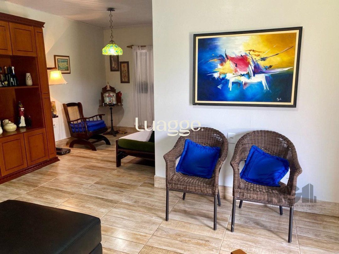 Casa à venda com 5 quartos, 140m² - Foto 14