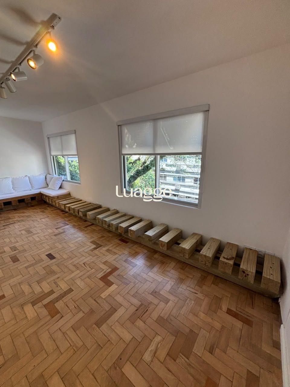 Apartamento no Edificio Dom Rodrigo, 2 quartos, para alugar, 69 m², Cidade Baixa - Porto Alegre — foto 4