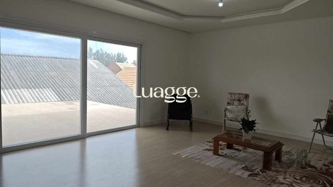Casa à venda com 6 quartos, 322m² - Foto 25