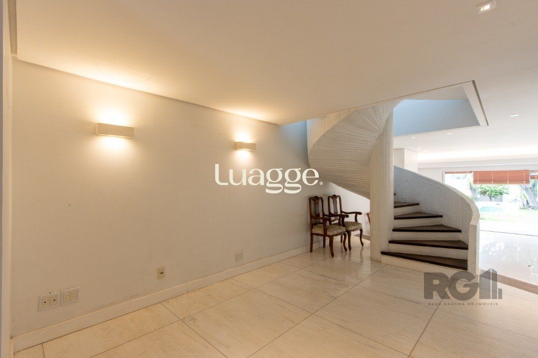 Casa para alugar com 4 quartos, 359m² - Foto 7