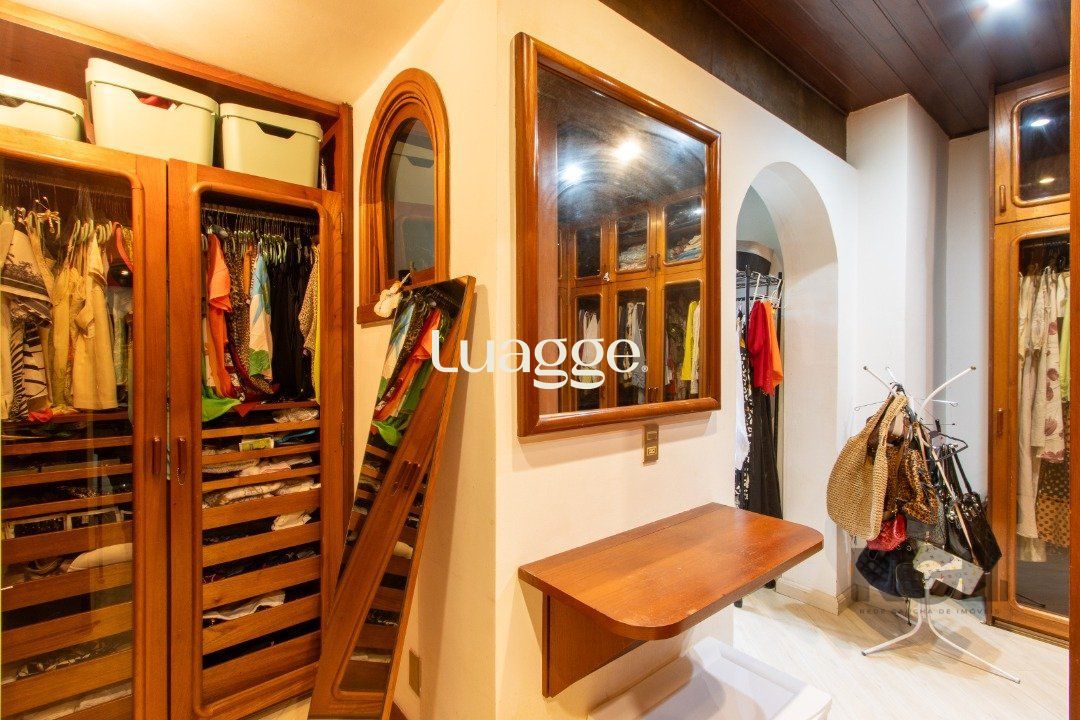 Casa para alugar com 4 quartos, 647m² - Foto 68