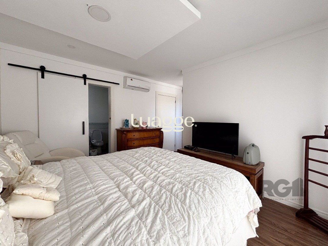 Casa de Condomínio à venda com 3 quartos, 232m² - Foto 14
