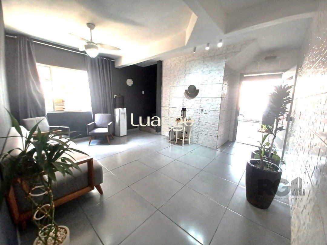 Casa à venda com 4 quartos, 352m² - Foto 1