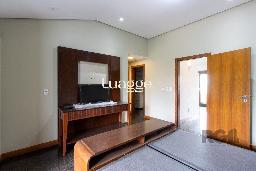 Casa para alugar com 4 quartos, 359m² - Foto 58