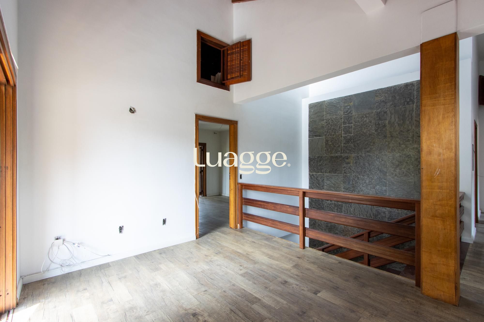 Casa para alugar com 4 quartos, 288m² - Foto 31
