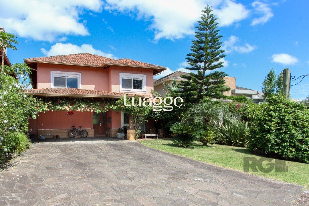 Casa de Condomínio à venda com 4 quartos, 343m² - Foto 1
